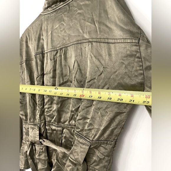 Marrakech, Small, gray green pewter color lined lightweight fall jacket w/ belt - Picture 7 of 7